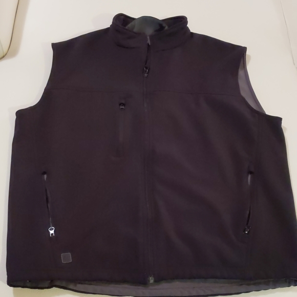 Black Domino's Pizza Vest - Picture 2 of 3